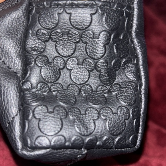 Disney Black Quilted  makeup Bag - Picture 8 of 12